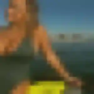 Photo exclusive de Deborah, 19 ans à Aniche - rencontre coquine