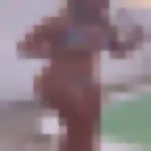 Berenice, femme de 23 ans propose rencontre adulte à Bayeux