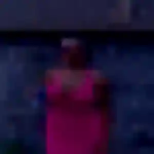 Charmante Justine, 27 ans à Beaucouzé - voir sa photo