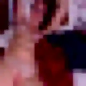 Ornella, femme de 19 ans veut rencontre adulte à Belin-Béliet
