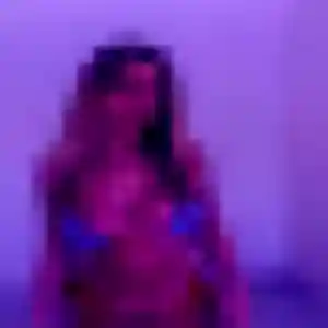 Brigitte, 29 ans, en ligne à Bouillante pour un rencontre adulte