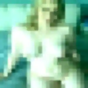 Découvre Eleonore, 37 ans à Capesterre-Belle-Eau en privé