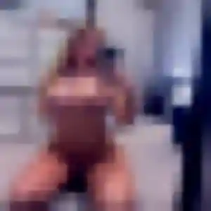 Ameline de Cessy, 32 ans - rencontre adulte en toute liberté