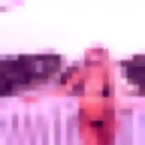 Photo exclusive de Helena, 30 ans à Chantilly - plan discret