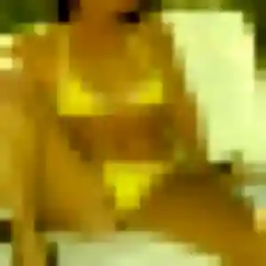 Madeleine, 35 ans, en ligne à Châtenay-Malabry pour une rencontre coquine