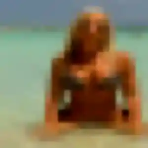Photo de Ursule à Châtillon-sur-Chalaronne (27 ans) - rencontre adulte anonyme