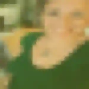 Mia, 21 ans, cherche un rencontre adulte à Courrières