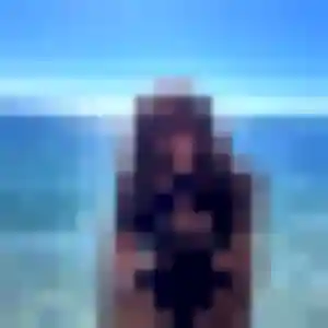 Noemie, fille de 19 ans propose rencontre adulte à Croissy-sur-Seine