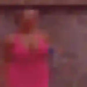 Rachida, 31 ans, en ligne à Domène pour un rencontre adulte