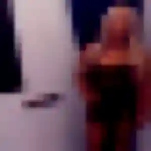 Cindy, 19 ans, dispo pour rencontre adulte à Émerainville