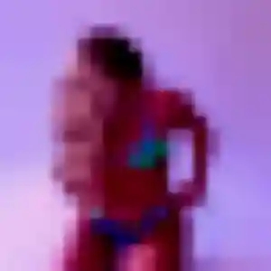 Flore, 37 ans, connectée à Enghien-les-Bains pour un rencontre adulte