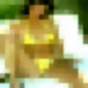 Nina, 27 ans, en ligne à Frouzins pour une rencontre coquine