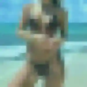 Delice, femme de 25 ans cherche rencontre adulte à Grenay