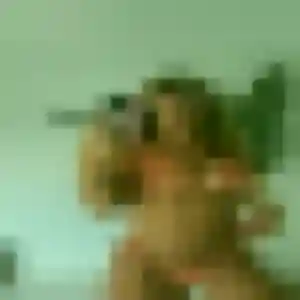 Photo de Lou-Anne à Guyancourt (30 ans) - rencontre adulte gratuit