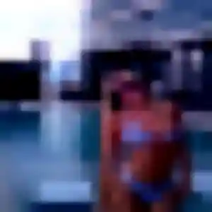 Fatima, femme de 23 ans cherche rencontre adulte à La Ferté Macé