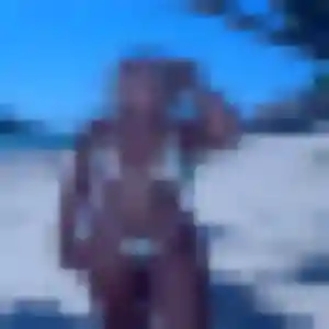 Christelle de La Roche-sur-Foron, 28 ans - rencontre adulte discret
