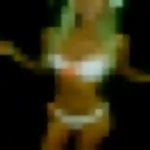 Louna (25 ans) à Lacanau propose un rencontre adulte aujourd'hui