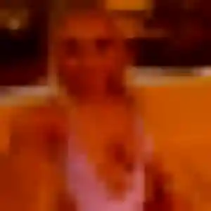 Photo de Germaine à Le Péage-de-Roussillon (43 ans) - rencontre adulte anonyme