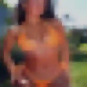Maya, 28 ans, dispo pour rencontre adulte à Le Pradet
