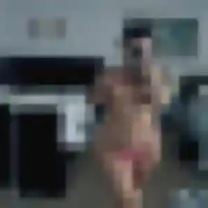 Découvre Emeraude, 36 ans à Melun en privé