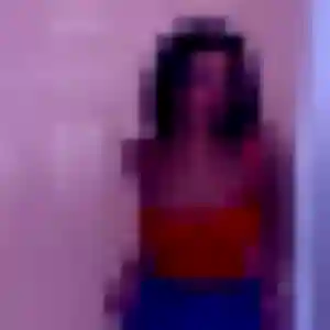 Penelope, 19 ans, cherche un rencontre adulte à Nort-sur-Erdre