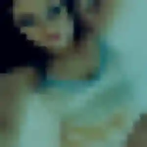 Lily, 19 ans, connectée à Ormesson-sur-Marne pour une rencontre coquine