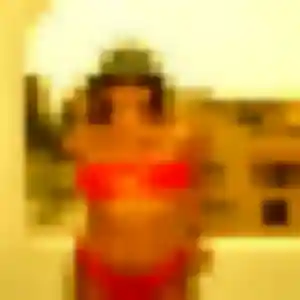 Salima, 28 ans, dispo pour rencontre adulte à Pélissanne