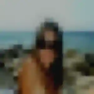 Nadia (20 ans) à Petite-Île propose un rencontre adulte aujourd'hui