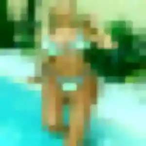 Leontine (27 ans) à Plouzané propose une rencontre ce soir