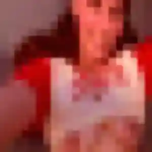 Découvre Nolwenn, 38 ans à Poisy en privé
