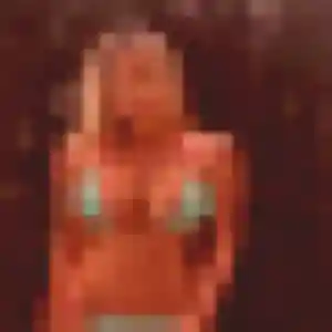 Dounia de Roques, 24 ans - rencontre adulte discret