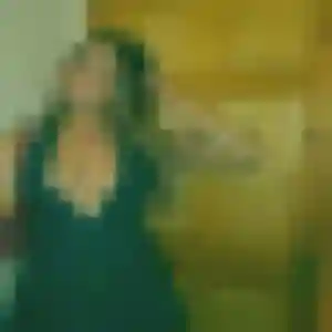 Ariane, femme de 28 ans cherche rencontre adulte à Rosny-sous-Bois