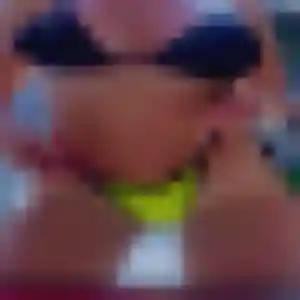 Photo de Oceane à Saint-Cannat (27 ans) - rencontre adulte gratuit