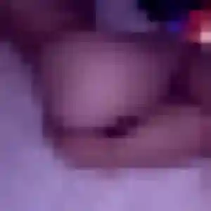 Rejoins Malika, 23 ans à Saint-Louis en t'inscrivant