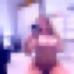 Photo privée de Capucine, 32 ans à Saint-Mars-du-Désert - rencontre coquine