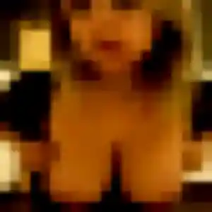 Romina, 39 ans, en ligne à Sainte-Adresse pour un rencontre adulte