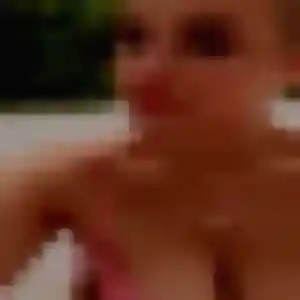 Geneve, fille de 35 ans cherche rencontre adulte à Sainte-Rose