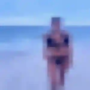 Lily, 22 ans, connectée à Stiring-Wendel pour un rencontre adulte