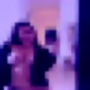 Anne-Charlotte de Surzur, 45 ans - rencontre adulte sans lendemain