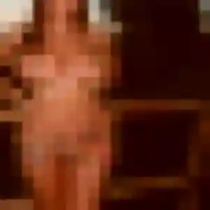 Charmante Cyrielle, 33 ans à Unieux - voir sa photo