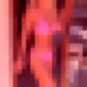 Charmante Barbara, 26 ans à Vanves - voir sa photo