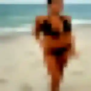 Photo privée de Odile, 32 ans à Vaugneray - plan discret