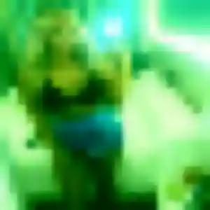 Debora, 19 ans, dispo pour rencontre adulte à Villabé