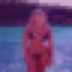 Découvre Tessa, 36 ans à Ville-la-Grand en privé